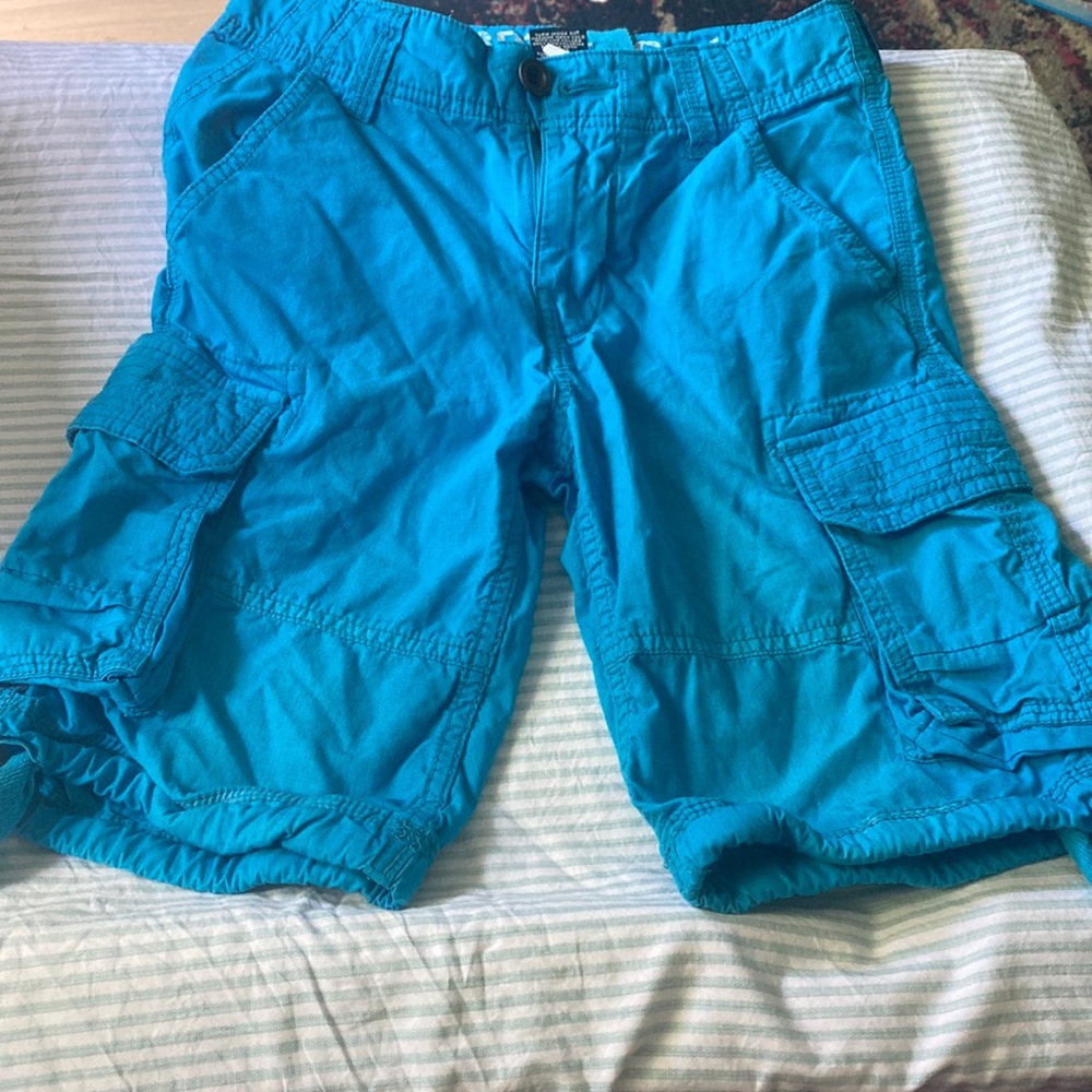 Brothers cargo shorts ( box 6)
